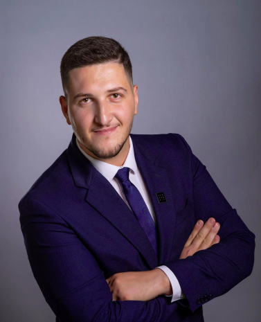 Isli Gëzhilli